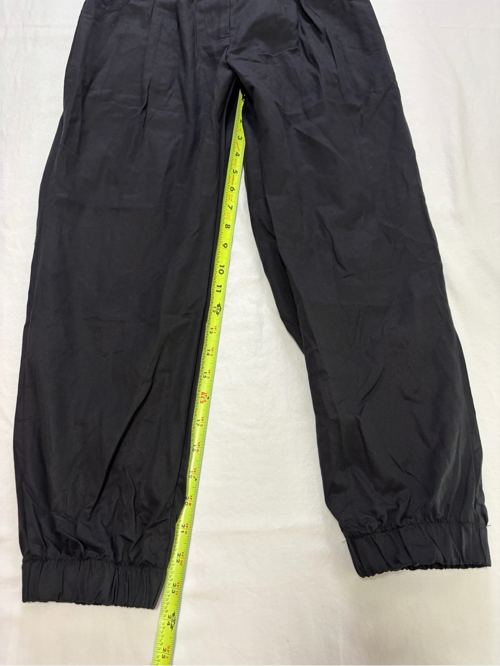 HALARA Black Elastic-Cuff Jogger Pants - Picture 5 of 13
